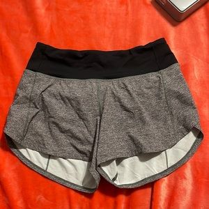 Lululemon shorts size 4